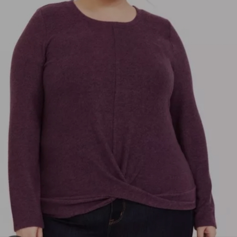 Torrid Super Soft Twist Hem Long Sleeve Plum Sweater Top Size 00 mauve wine